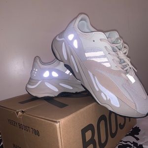 Yeezy 700